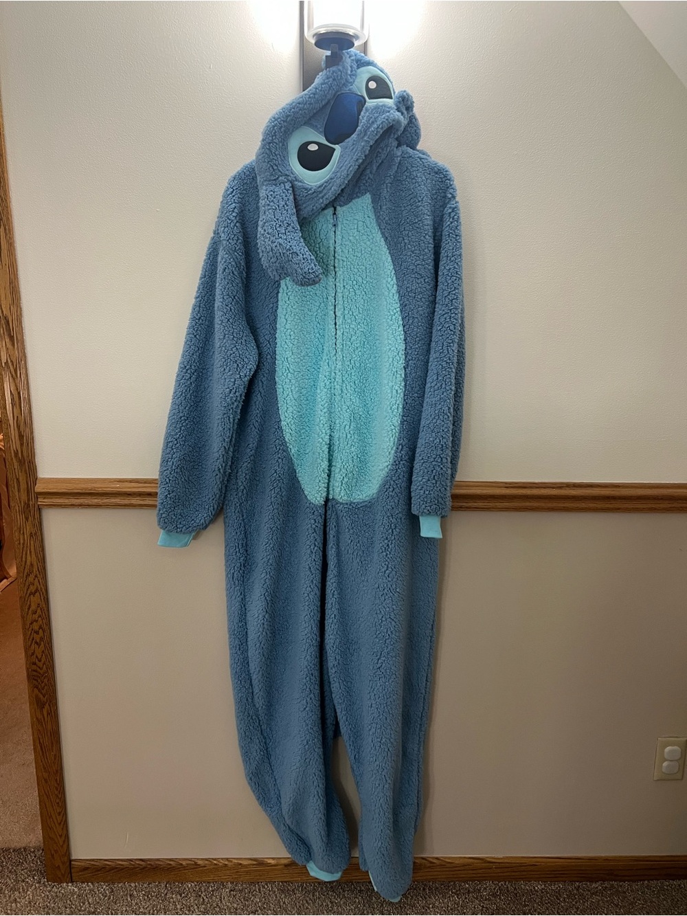 NWT Lilo & Stitch Disney Sherpa Fleece Adult Costume Pajamas Onesie size S/M